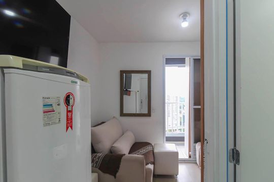 Kitnet/Studio para alugar com 1 quarto, 15m² em Vila Santa Clara, São Paulo