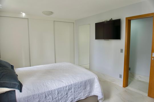 Suíte 2 de apartamento à venda com 4 quartos, 136m² em Luxemburgo, Belo Horizonte
