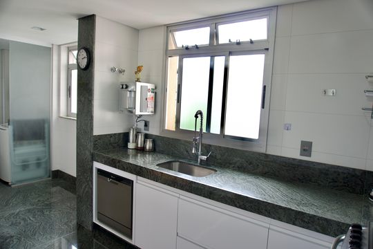Cozinha de apartamento à venda com 4 quartos, 136m² em Luxemburgo, Belo Horizonte