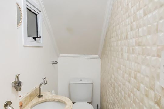 Lavabo de casa de condomínio à venda com 2 quartos, 61m² em Vila Ré, São Paulo
