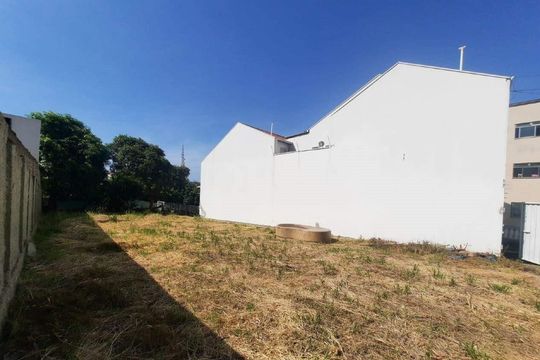 Casa para alugar com 10 quartos, 500m² em Jardim Chapadão, Campinas