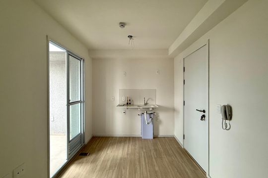 Sala  de apartamento à venda com 1 quarto, 31m² em Vila Plana, São Paulo