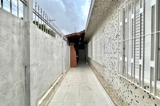 Área externa de casa à venda com 3 quartos, 120m² em Americanópolis, São Paulo