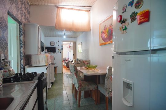 Cozinha de casa à venda com 3 quartos, 100m² em Feitoria Seller, São Leopoldo