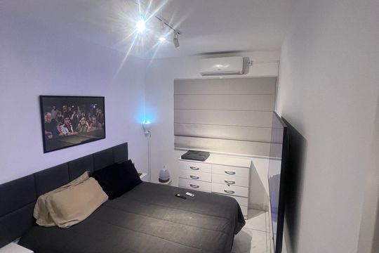 Quarto de apartamento à venda com 2 quartos, 60m² em Vargem Grande, Rio de Janeiro
