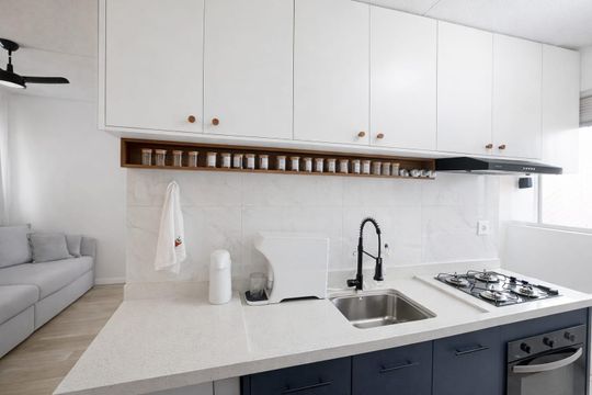Cozinha de apartamento à venda com 2 quartos, 44m² em Vila Yolanda, Osasco