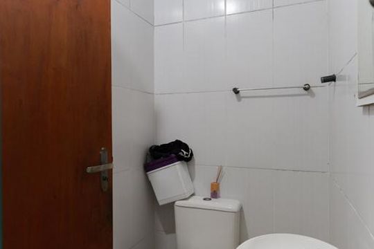 Banheiro social de casa à venda com 3 quartos, 175m² em Mandaqui, São Paulo