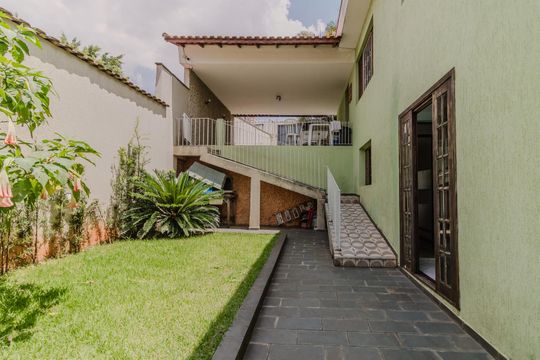 Área externa de casa à venda com 4 quartos, 210m² em Vila Jaguara, São Paulo