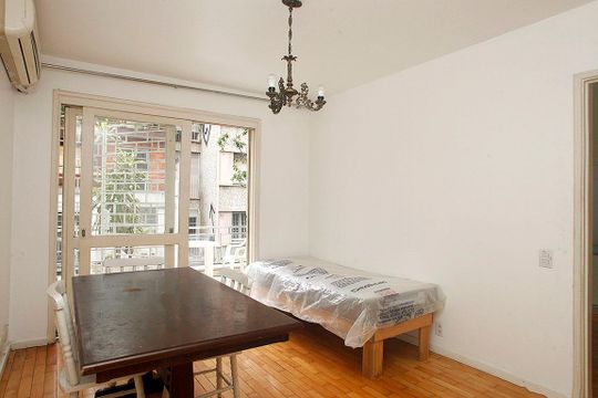 Apartamento à venda com 1 quarto, 72m² em Centro Histórico, Porto Alegre