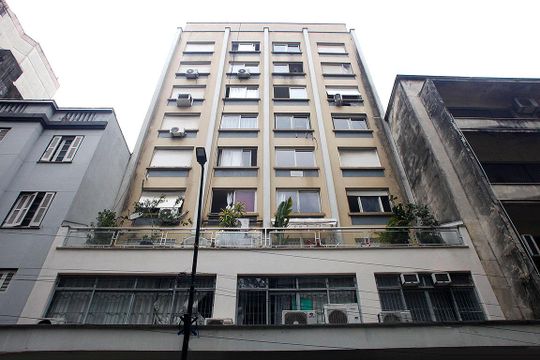 Fachada de apartamento à venda com 1 quarto, 72m² em Centro Histórico, Porto Alegre