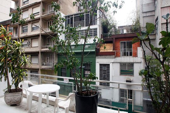 Quarto Suíte Vista de apartamento à venda com 1 quarto, 72m² em Centro Histórico, Porto Alegre