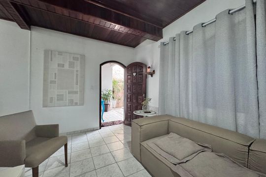 Sala de casa de condomínio à venda com 2 quartos, 92m² em Vargem Pequena, Rio de Janeiro