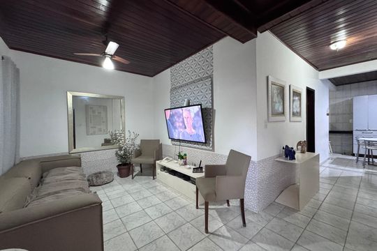 Sala de casa de condomínio à venda com 2 quartos, 92m² em Vargem Pequena, Rio de Janeiro