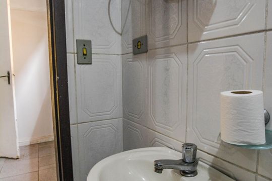 banheiro 3 de casa para alugar com 4 quartos, 150m² em Vila Lucinda, Santo André