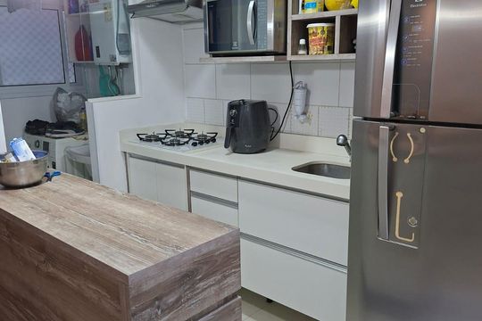 Cozinha de apartamento à venda com 2 quartos, 56m² em Vila Augusta, Guarulhos