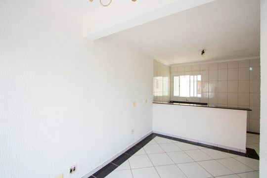 Sala de apartamento à venda com 3 quartos, 84m² em Cidade São Jorge, Santo André