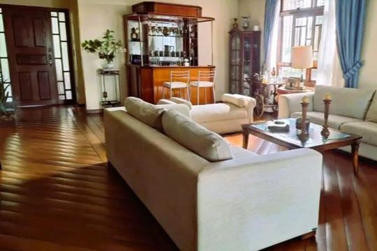 Casa para alugar com 5 quartos, 515m² em Belvedere, Belo Horizonte