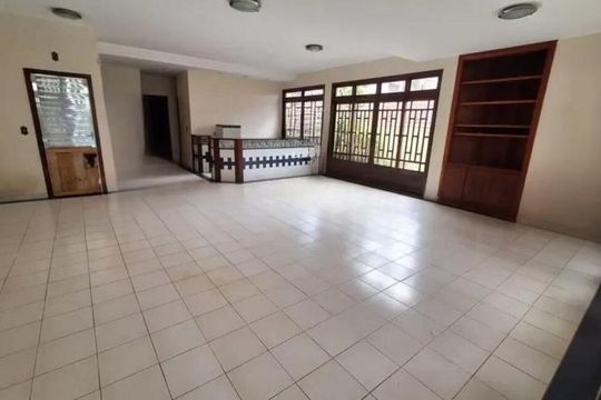 Casa para alugar com 5 quartos, 515m² em Belvedere, Belo Horizonte