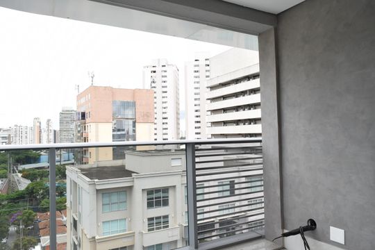Varanda de kitnet/studio à venda com 1 quarto, 29m² em Jardim Paulista, São Paulo