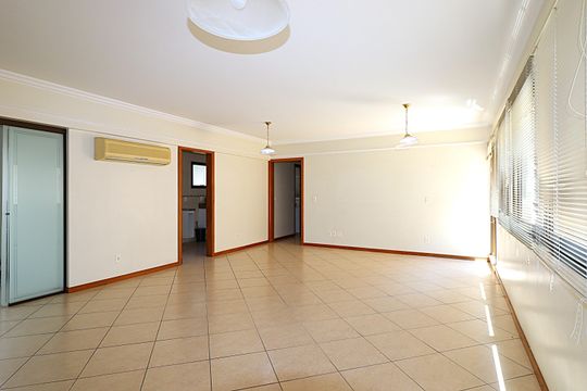 Apartamento à venda com 3 quartos, 160m² em Rio Branco, Porto Alegre