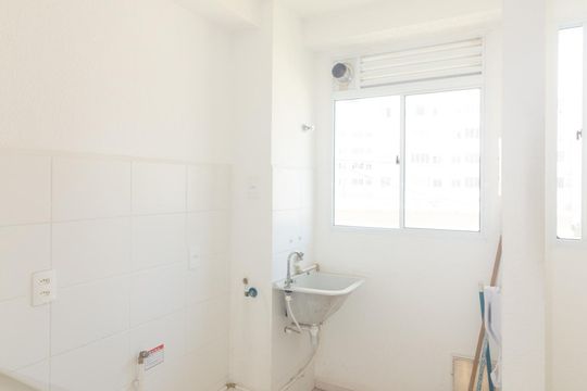Área de Serviço de apartamento para alugar com 2 quartos, 60m² em Santa Cruz, Rio de Janeiro