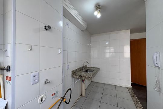 Área de Serviço de apartamento para alugar com 2 quartos, 43m² em Jardim Iris, São Paulo