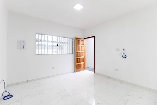 Casa para alugar com 2 quartos, 125m² em Cidade Nova São Miguel, São Paulo
