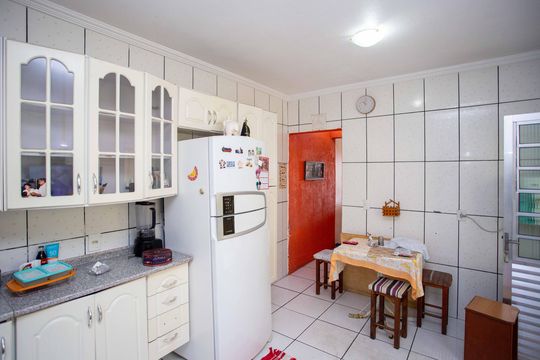 Cozinha de casa à venda com 3 quartos, 160m² em Casa Grande, Diadema