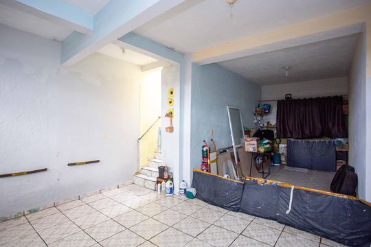 Garagem de casa à venda com 3 quartos, 160m² em Casa Grande, Diadema