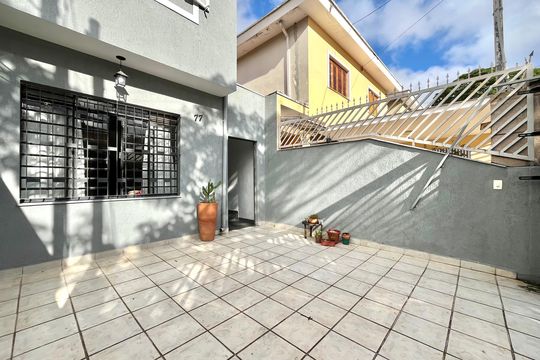 Garagem de casa à venda com 2 quartos, 98m² em Planalto Paulista, São Paulo