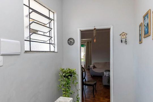 Hall da entrada de casa à venda com 3 quartos, 100m² em Olaria, Rio de Janeiro