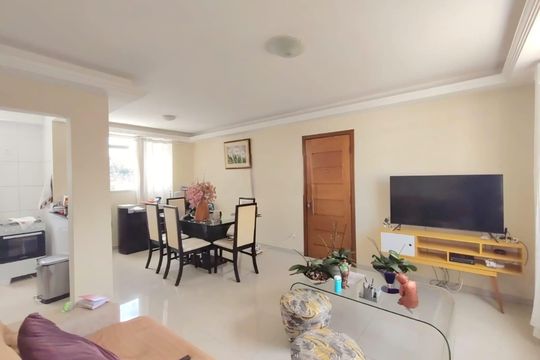 Apartamento à venda com 3 quartos, 89m² em Carlos Prates, Belo Horizonte