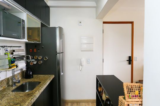 cozinha de apartamento à venda com 2 quartos, 60m² em Jardim Caner, Taboão da Serra