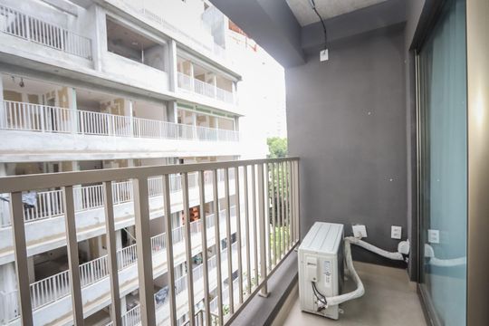 Varanda de kitnet/studio para alugar com 1 quarto, 23m² em Cerqueira César, São Paulo