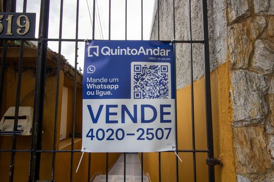 Placa de casa à venda com 3 quartos, 117m² em Cidade Antônio Estêvão de Carvalho, São Paulo