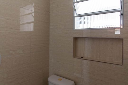 Banheiro de casa de condomínio para alugar com 1 quarto, 46m² em Cabuçu, Guarulhos