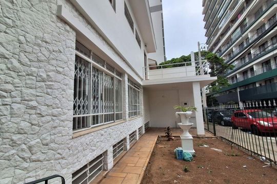 Casa para alugar com 2 quartos, 300m² em Sumaré, São Paulo