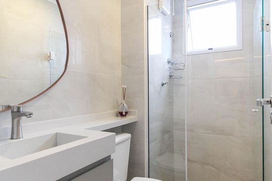 Banheiro de apartamento à venda com 2 quartos, 46m² em Itaquera, São Paulo