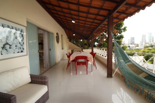 Varanda da Sala de casa para alugar com 5 quartos, 449m² em Pituba, Salvador