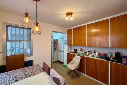 Sala  de casa à venda com 2 quartos, 107m² em Campo Belo, São Paulo