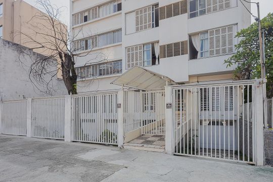 Fachada de apartamento à venda com 2 quartos, 92m² em Pinheiros, São Paulo