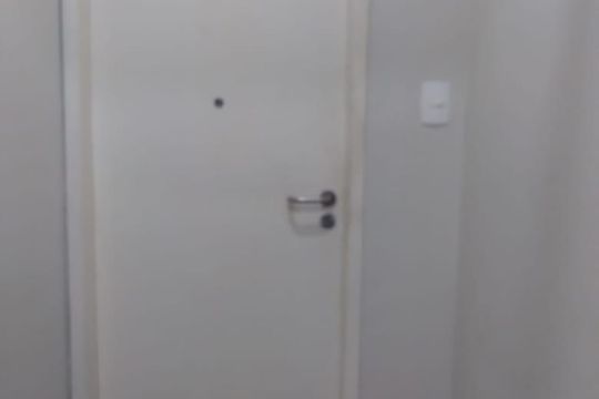 Entrada de kitnet/studio para alugar com 1 quarto, 28m² em Centro, Niterói