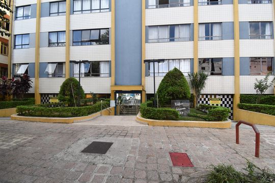 Fachada de apartamento à venda com 3 quartos, 120m² em Alto da Glória, Curitiba