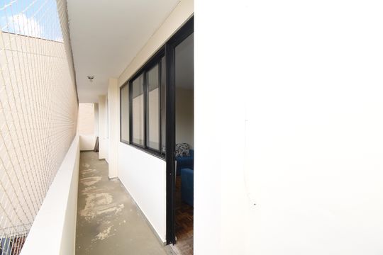 Sacada  de apartamento à venda com 3 quartos, 120m² em Alto da Glória, Curitiba