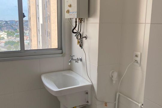 Cozinha de apartamento à venda com 2 quartos, 43m² em Canhema, Diadema