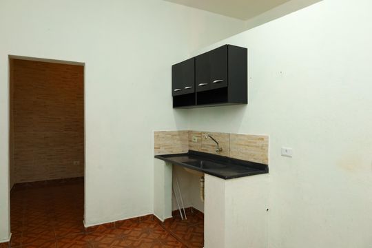 Casa para alugar com 1 quarto, 30m² em Parque Savoy City, São Paulo