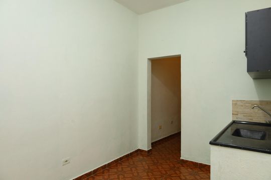 Sala de casa para alugar com 1 quarto, 30m² em Parque Savoy City, São Paulo