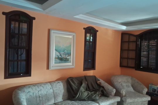 Casa à venda com 4 quartos, 235m² em Atila de Paiva (barreiro, Belo Horizonte