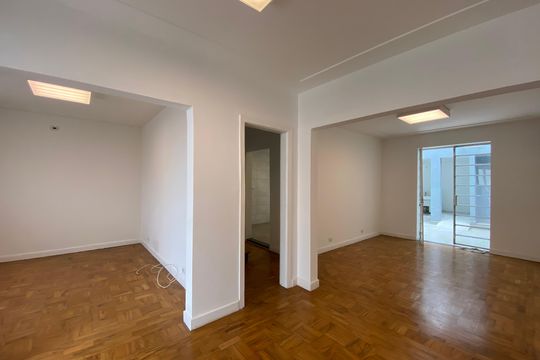 Casa à venda com 3 quartos, 247m² em Consolação, São Paulo