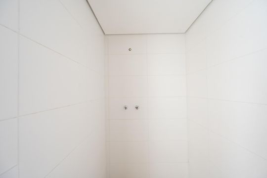 Banheiro Social de apartamento para alugar com 2 quartos, 53m² em São Judas, São Paulo